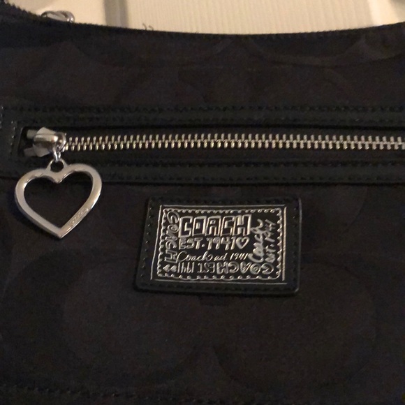 Coach shoulder purse - Picture 2 of 5